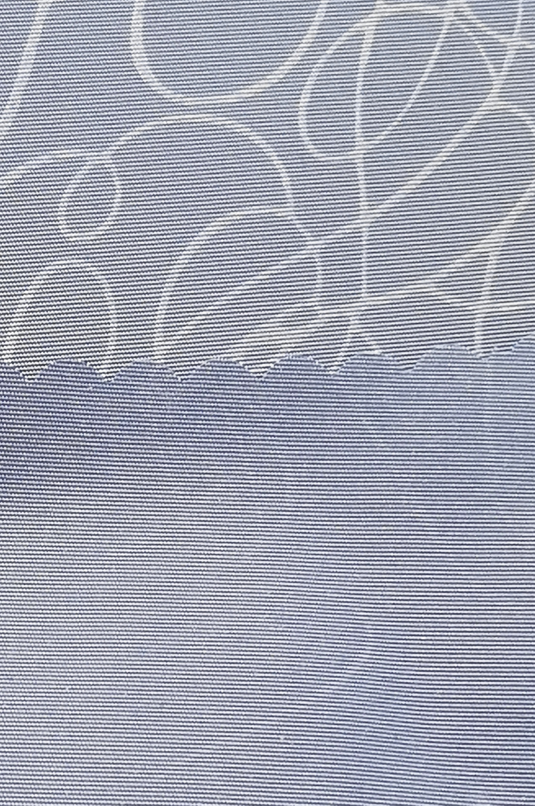 Курточная ткань серо-голубая с тиснением